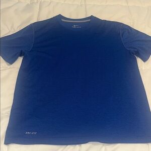 Nike men’s Blue Short Sleeve dri fit Tee size large